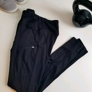 Maurices inMOTION Zipper-Pocket Fitness Legging